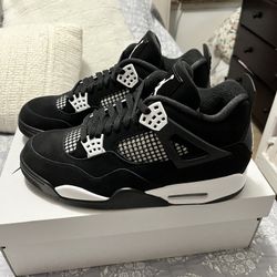 Jordan Retro 4 White Thunder 