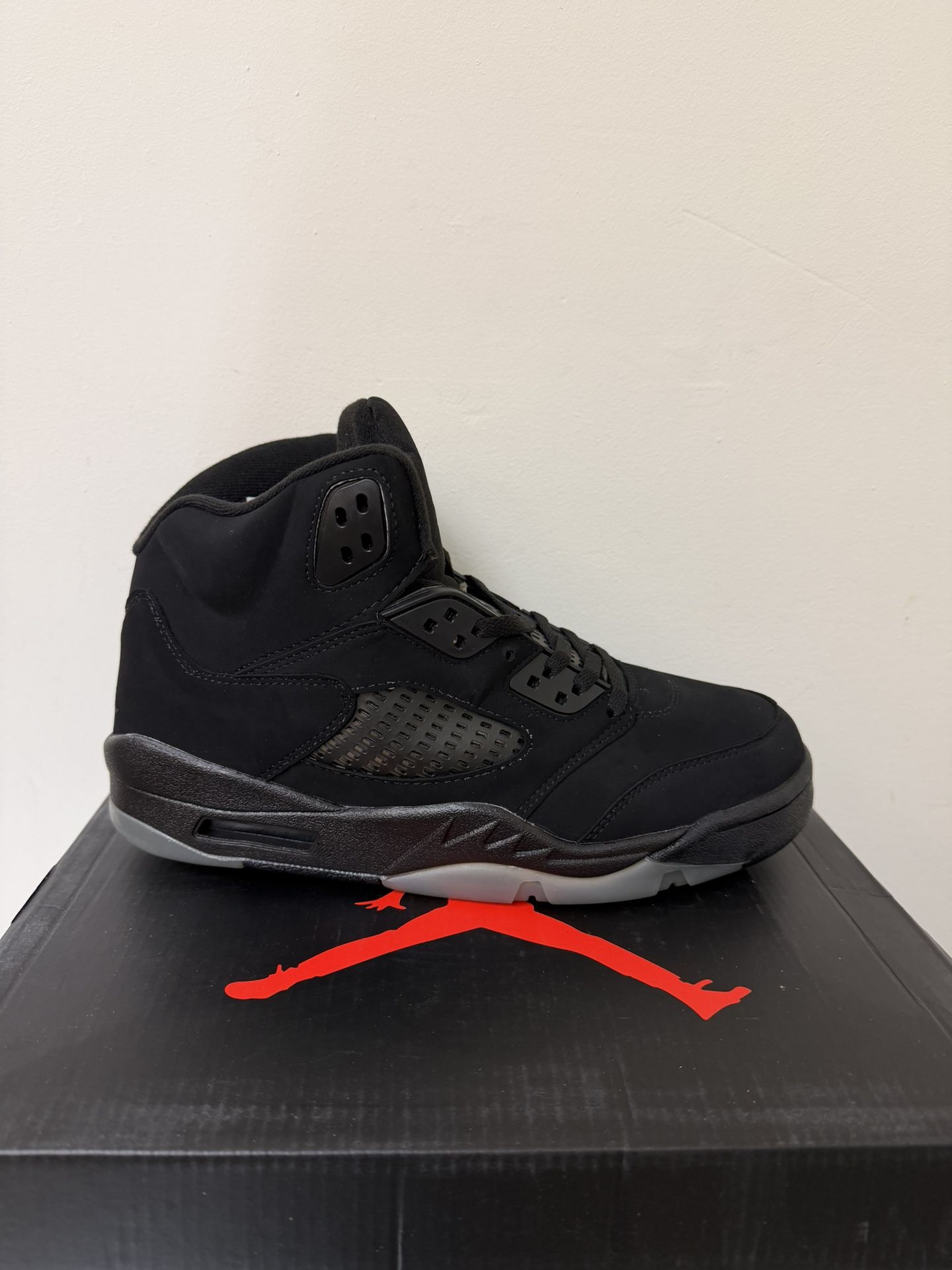 Special! Jordan 5, Retro Black, New