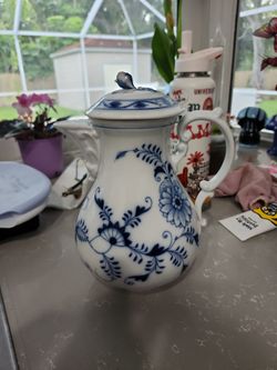 Meissen Tea Pot
