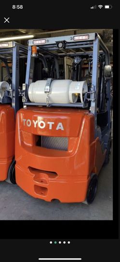 Toyota Forklift 