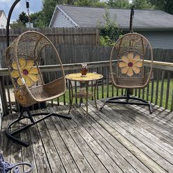 Iron Stand Swinging Chairs With Table