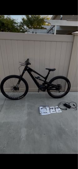 YT Decoy Core 2 eMTB (Size: XL / Fits like a Large) - Low Miles, Excellent Condition
