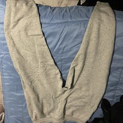 grey gap sweats 