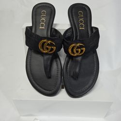 Gucci Sandles   Size 6  Womens