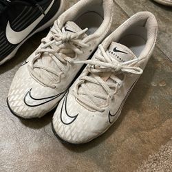 Softball Cleats 1.5y
