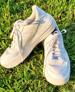 Nike Air Force 1 Women's Platform Triple White Leather Sneakers Size 11