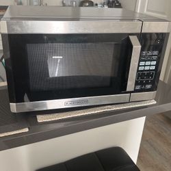 Black+Decker (microwave) Like New