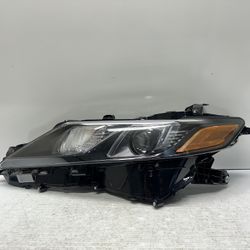 2020-2023 Toyota Camry Headlight Oem 