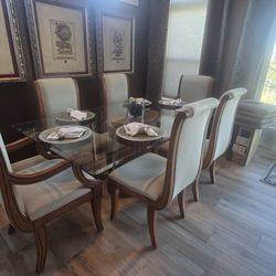 Dining Room Table  GLASS TOP