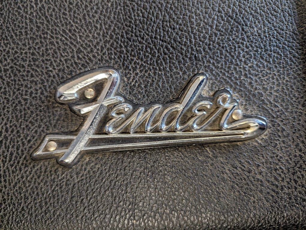 Vintage 1967 Fender Stratocaster/Telecaster "Tail Logo" Original Guitar Case - Orange Interior