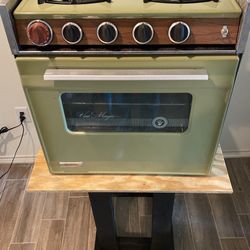 Vintage Magic Chef 4 Burner Range Gas Oven 1960s Airstream