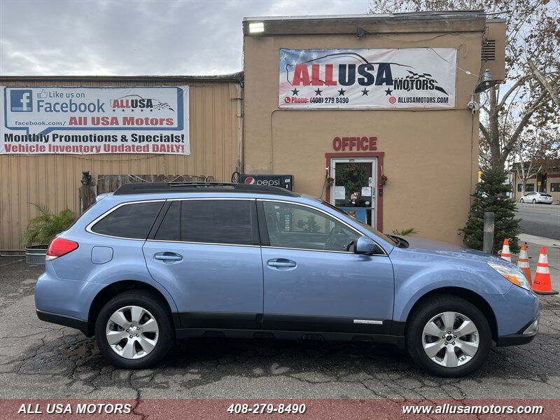 2011 Subaru Outback 3.6R Premium