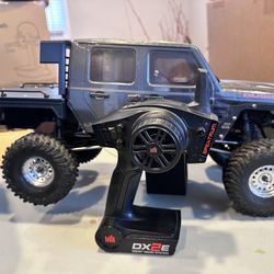 1/10 Axial Scx10 3. Gladiator.  Ready To Run.