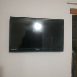 32 Flat Screen TV 