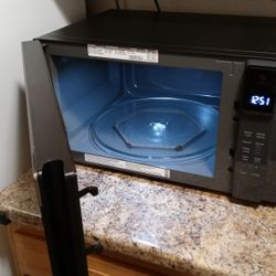 LG Smart Microwave/Pickup Only/OBO