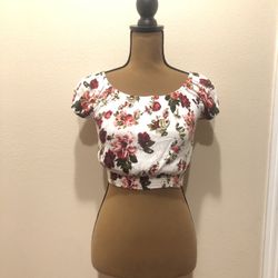 Women’s Clothes Size Small (Bundle)