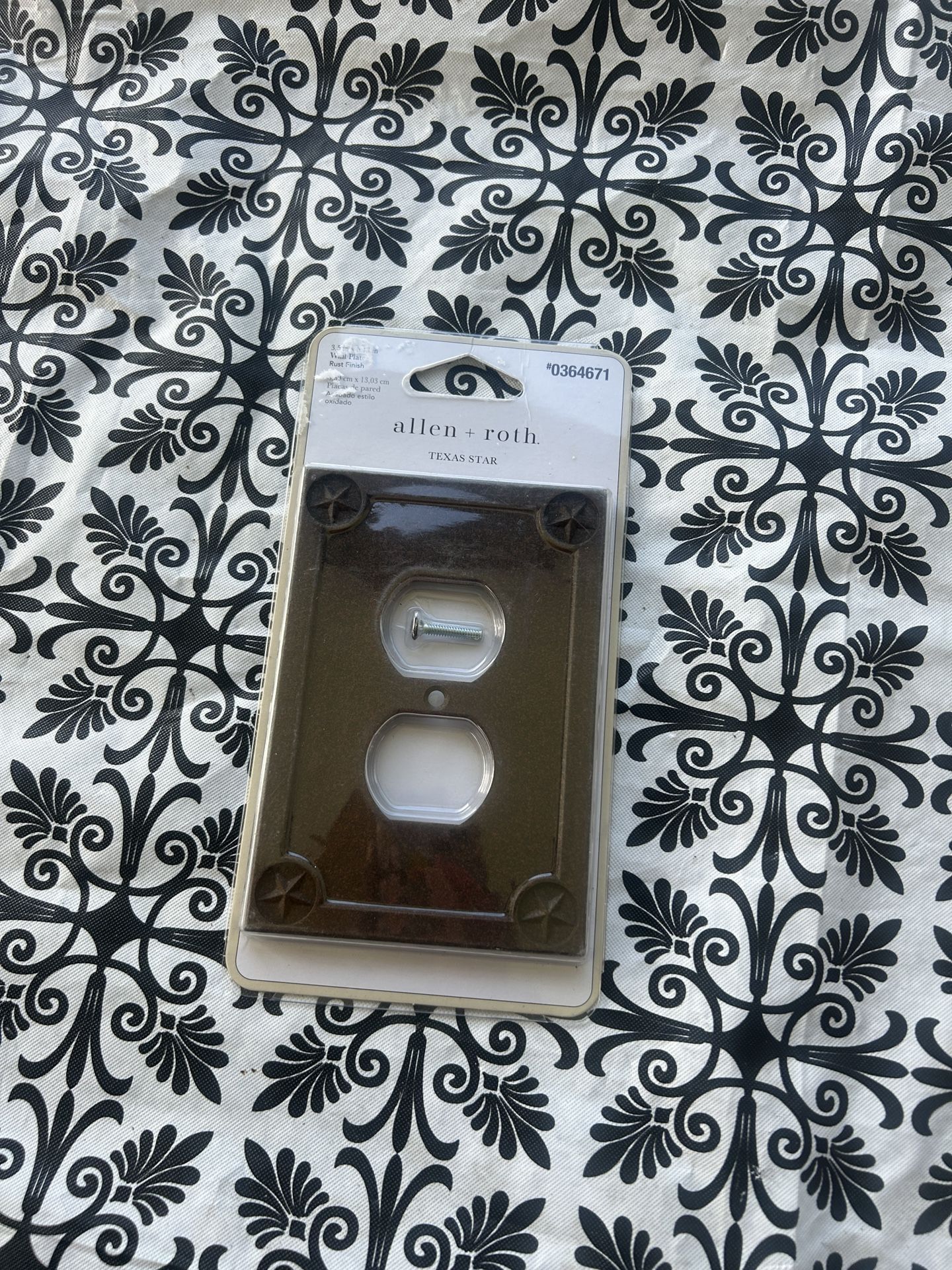 double electrical outlet