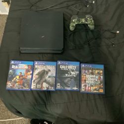 PS4 good Condition Including 4 Controllers Comes With It