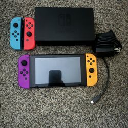 Nintendo Switch Used W/ Extra Controllers 