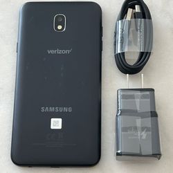 Samsung Galaxy J7  , Unlocked   for all Company Carrier ,  Excellent Condition  Like New 