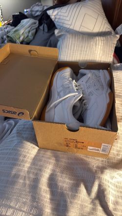 ASICS Women Court Shoes