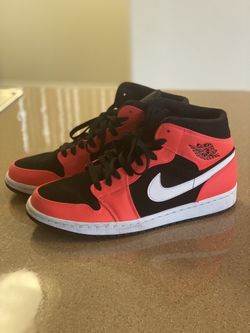 Jordan 1 Mid Size 10.5
