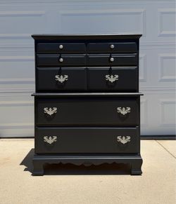 4 Drawer Solid Maple Wood Dresser / Color: Dark Grey