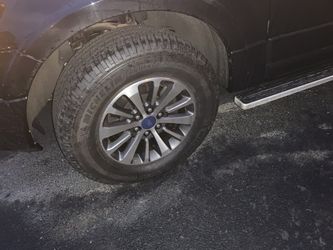 Set of 4 2017 Ford Expedition 18” rims