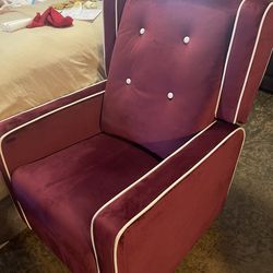 Nursey chair