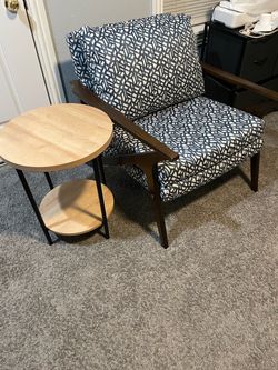 HAVERTYS CHAIR $$40