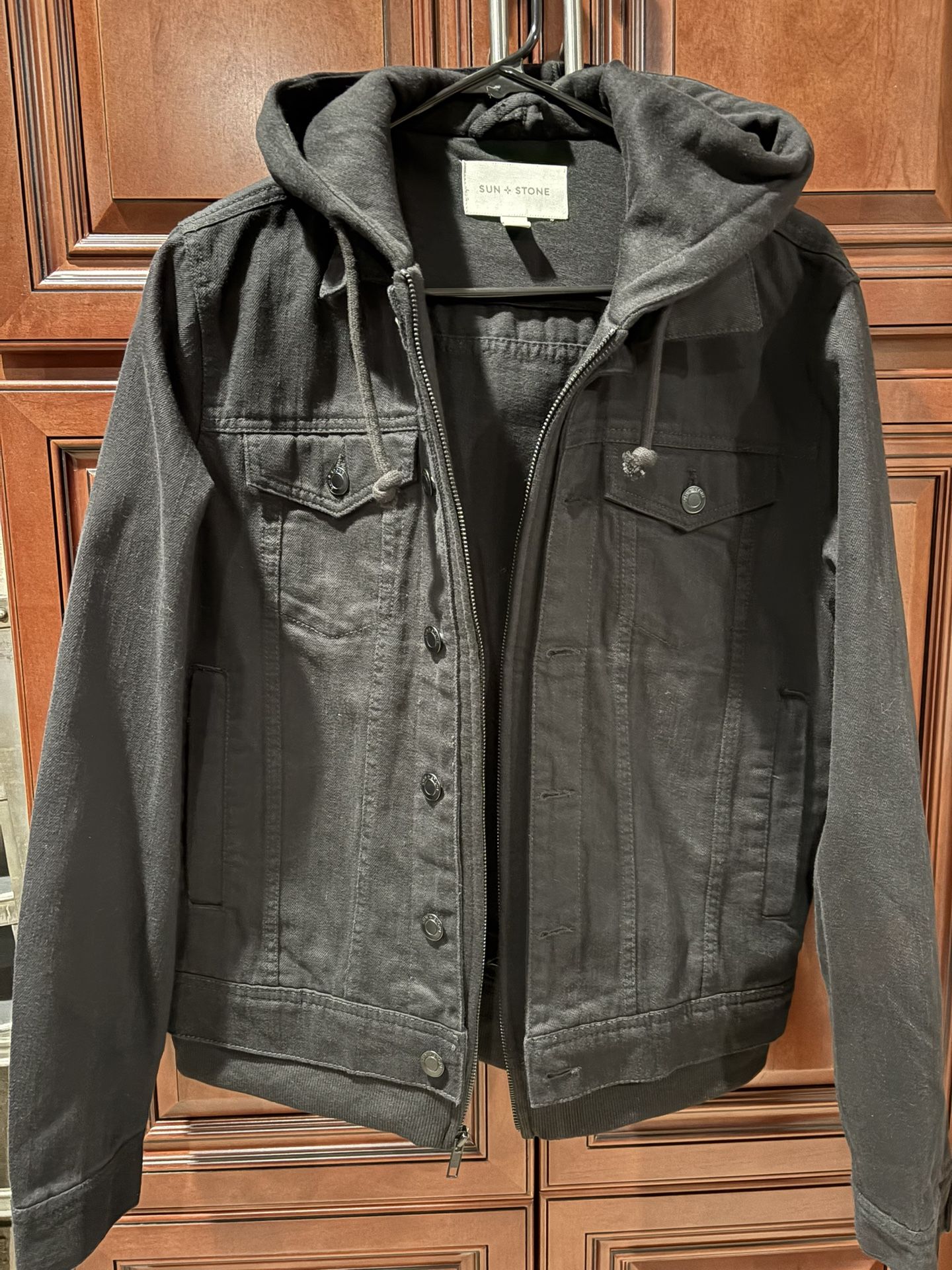New Mens Jean Jacket With Hood - Size M
