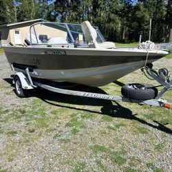 16’ Sylvan Expedition Fishing Boat