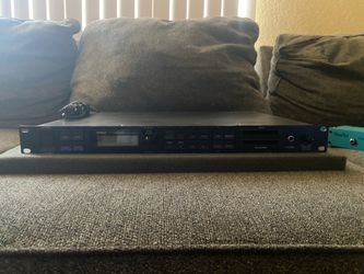 Yamaha - TX81Z