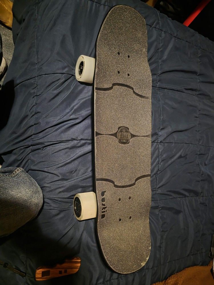 Bustin Boards Yoface Hybrid Electric V3