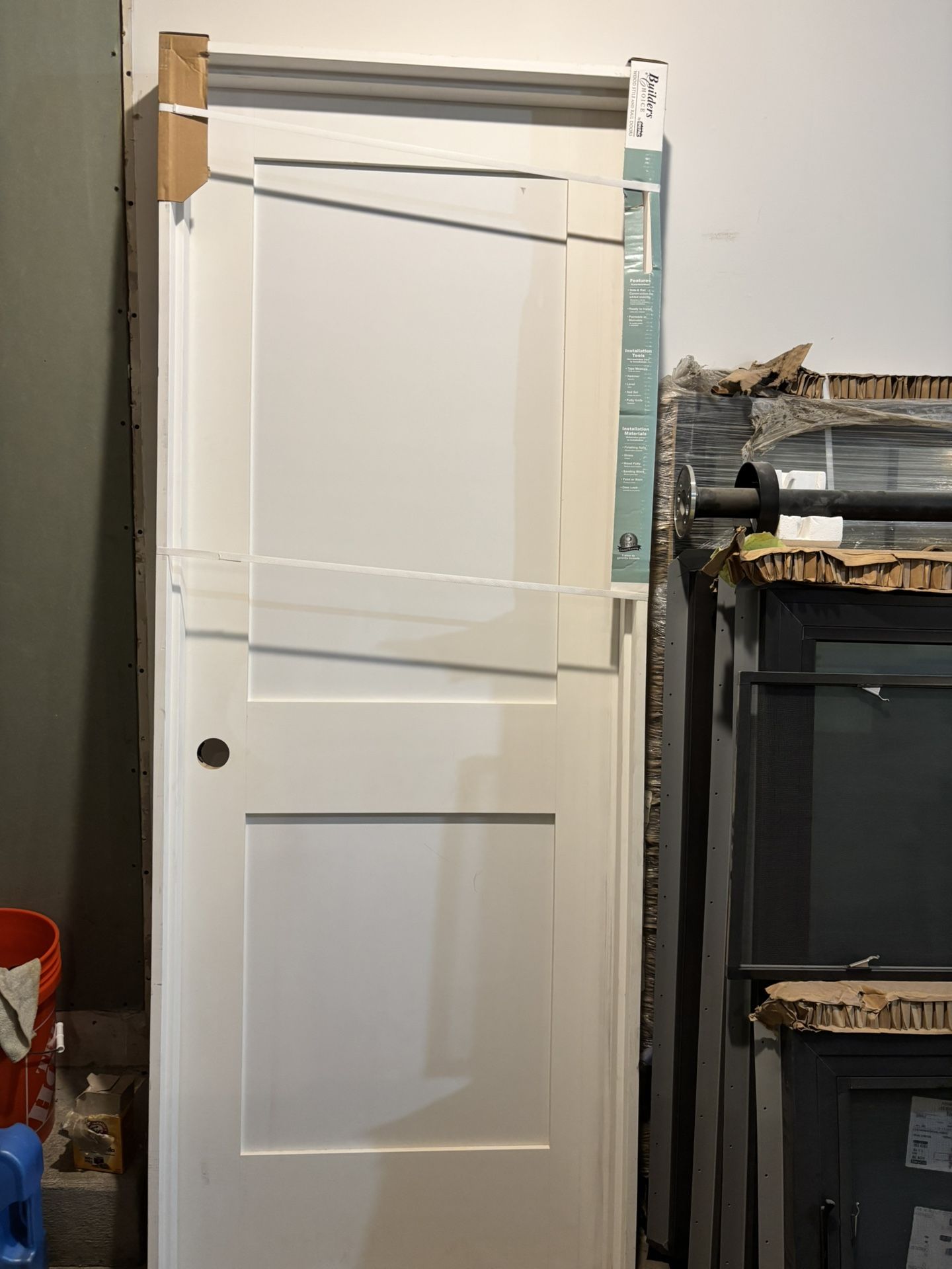 Interior prehung 2-panel shaker door 30” RH-Swing