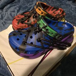 Women's Size 5 Crocs Ruby Rose Limited Edition JUST LOVE Bae Clogs