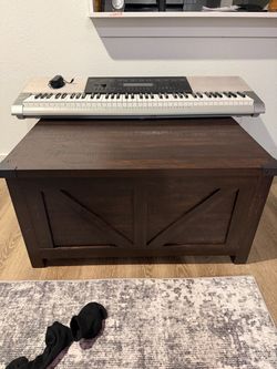 Casio WK-220 76-Key Digital Keyboard / Workstation with Power Supply