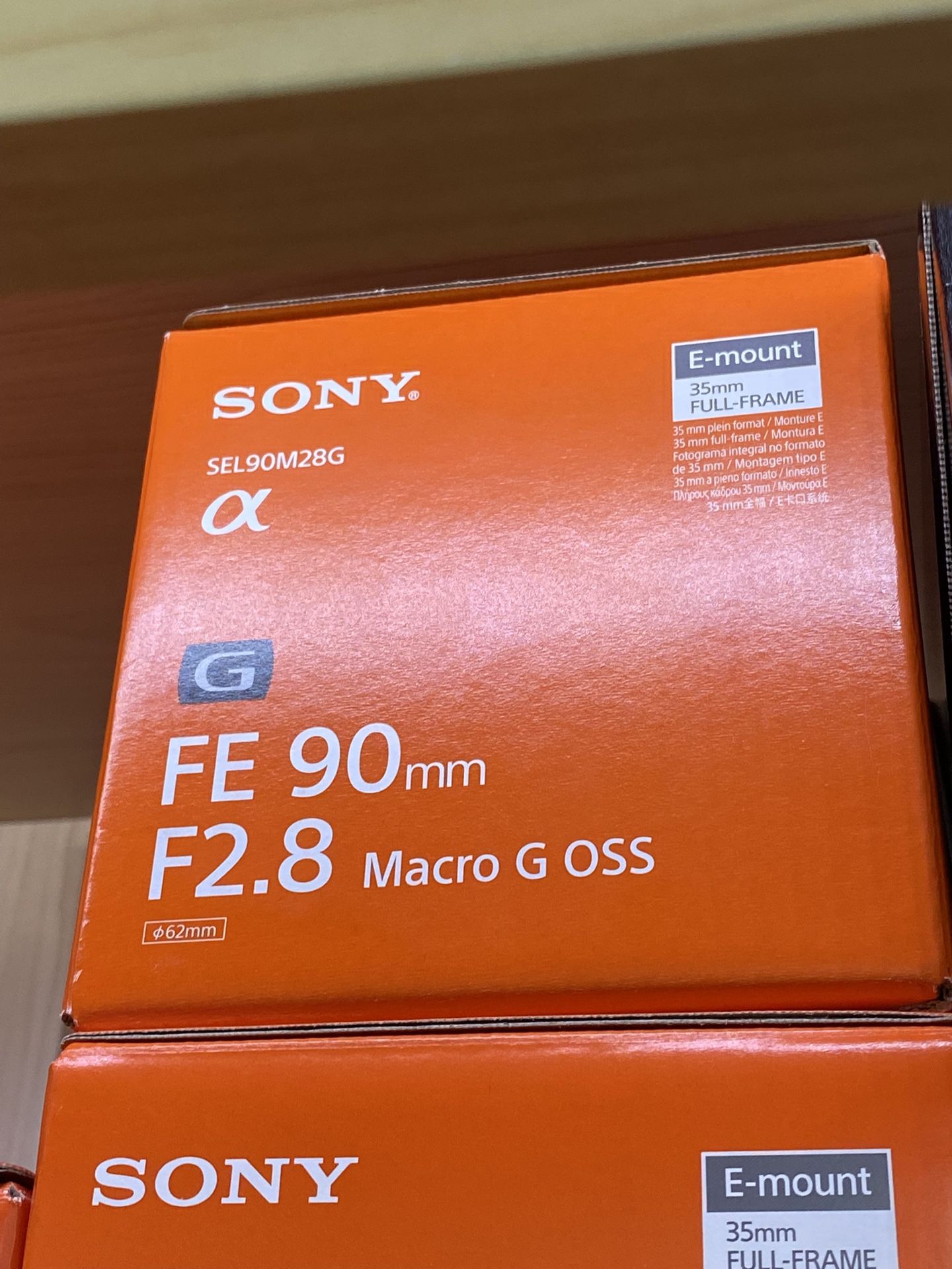 Sony FE 90mm F2.8 Macro G