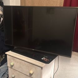 43’ LG Tv
