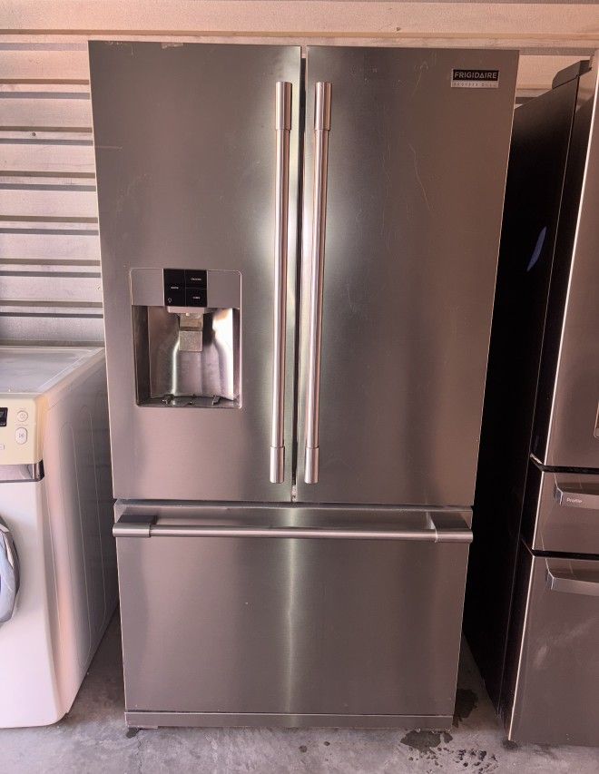 Frigidaire Stainless Steel Refrigerator And Freezer