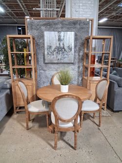 5 pc round dining table with 4 solid wood chairs (New)