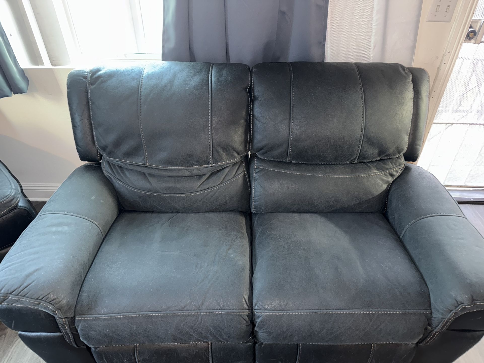 electric reclining loveseat