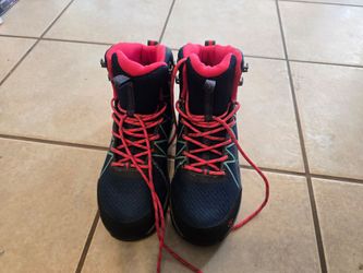 XPETI Infinity Knitted Hiking Boots – Women's Size 8.5 – Almost New
