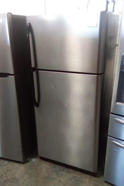 Frigidaire Top Mount Stainless Fridge
