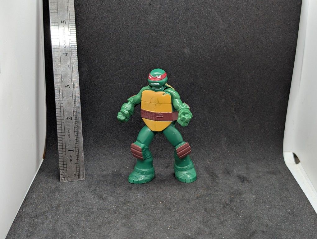 2016 Teenage Mutant Ninja Turtles Rafael 4” McDonald’s Figure