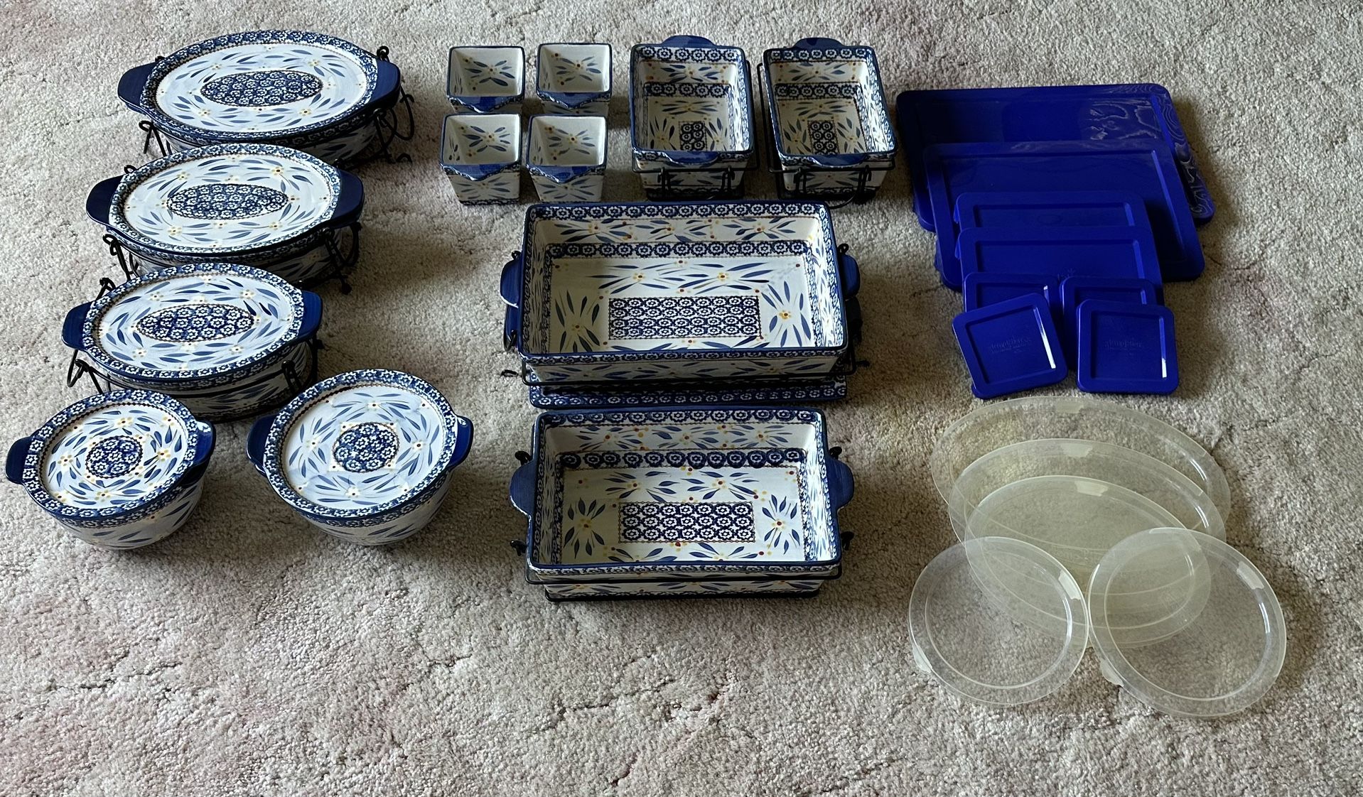  Estate Sale - Temptations Old World Bakeware