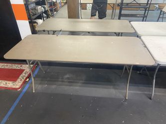 6’ Wood Banquet Tables x 4