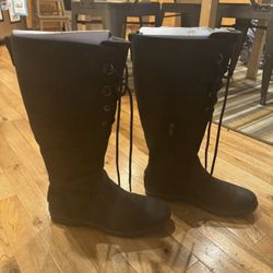 UGGS BLACK W ELSA WOMENS SIZE 9.5