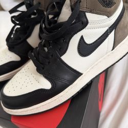Jordan 1 Retro High Dark Mocha