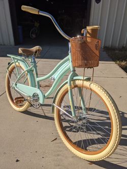 Brand new ladies 24" cruiser bike